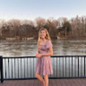 Meet your Posher, Izzy